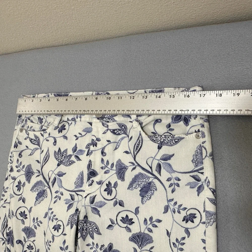 J. Jill Authentic Fit Cropped Jeans Women 12 White Blue Floral Toile Raw Hem - Picture 4 of 9